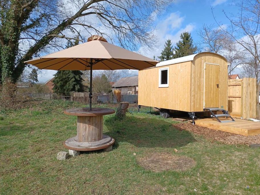 Zirkuswagen Glamping Fuer 2 Mit Veranda Kueche Netflix Parken Und Hofladen Steinhofel 外观 照片